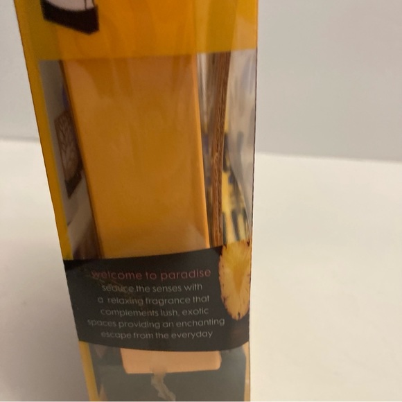 Glade Expressions Oil Diffuser Starter Kit Pineapple Mangosteen Bamboo Holder - Picture 8 of 15